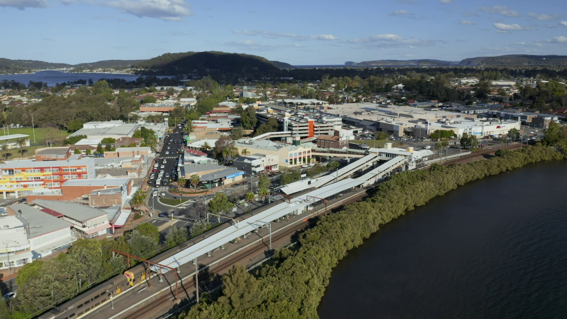 Woy Woy<br>train station